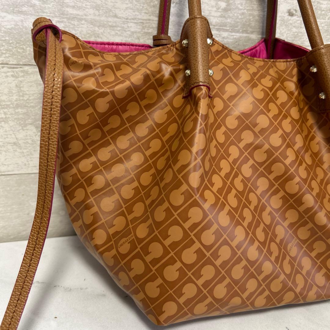 美品　GHERARDINI レザートートバッグ ブラウン　ピンク　リバーシブル