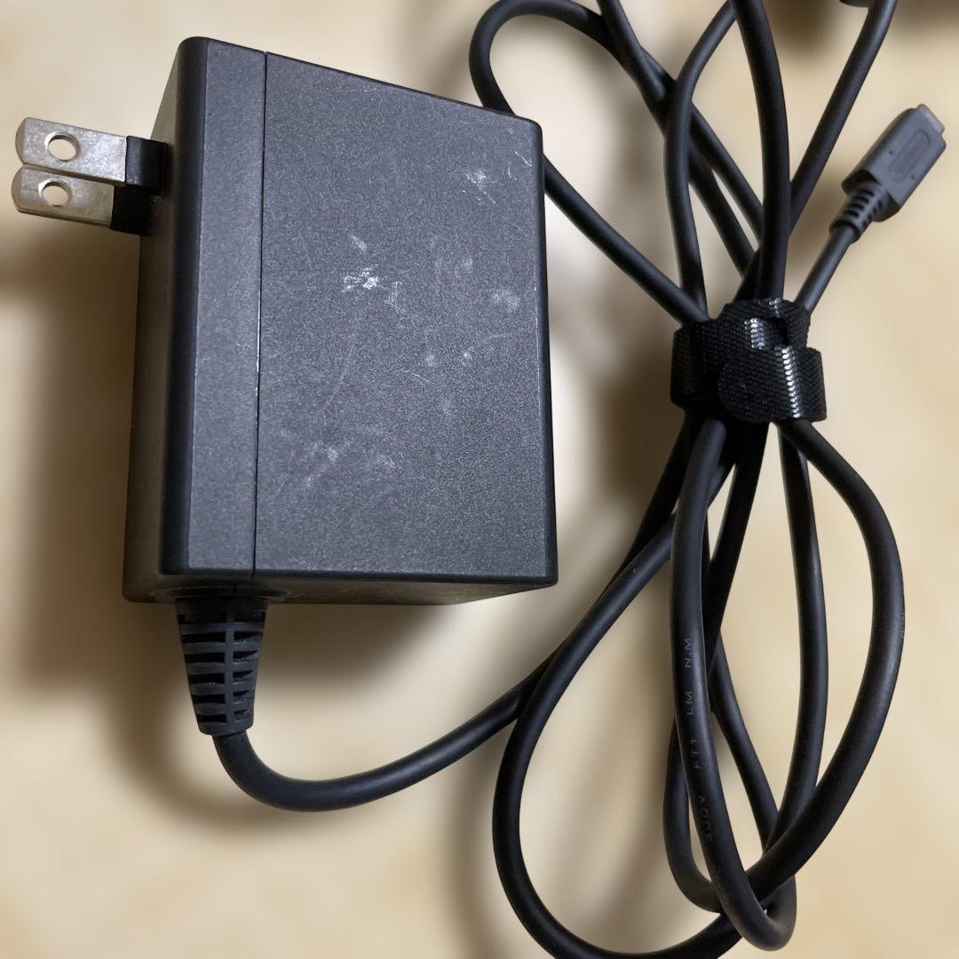 Nintendo Switch 本体 箱とHDMIケーブル無し