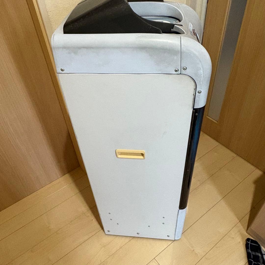 スリッパディスペンサー