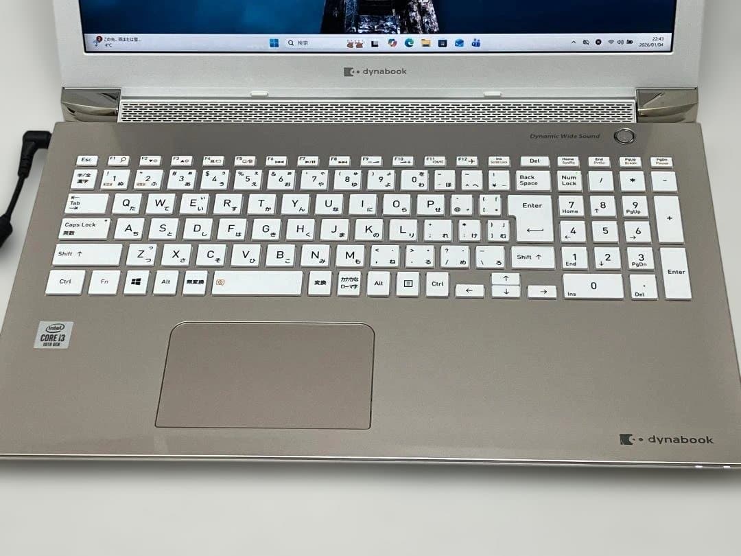 dynabookノートパソコン 10世代 i3/8GB/新品SSD/Win11