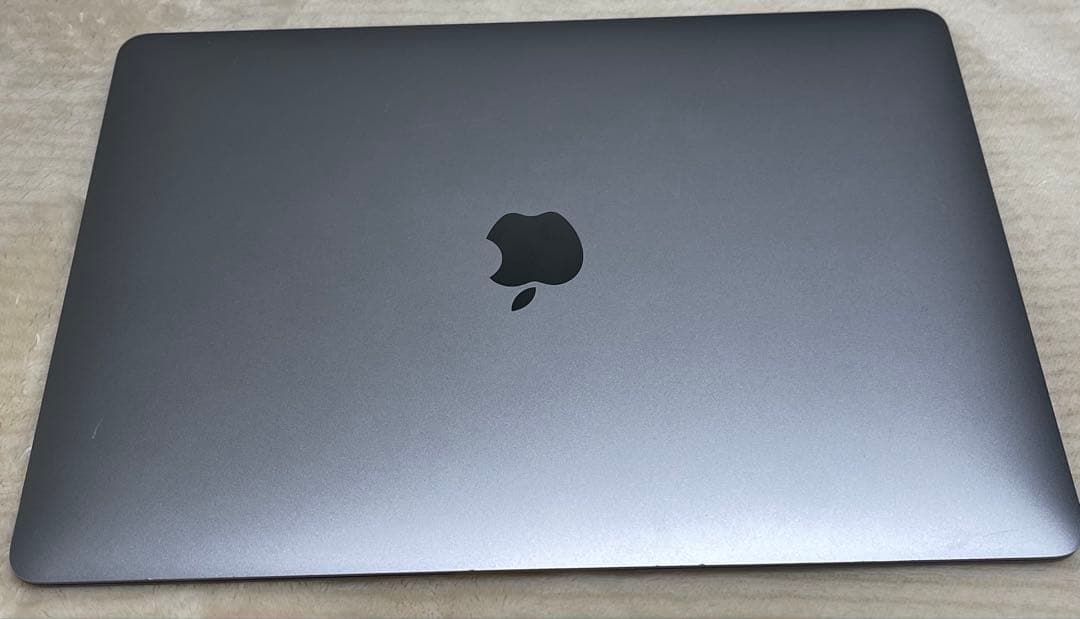 MacBook Air M1 (2020) 8GB 256GB バッテリー84%