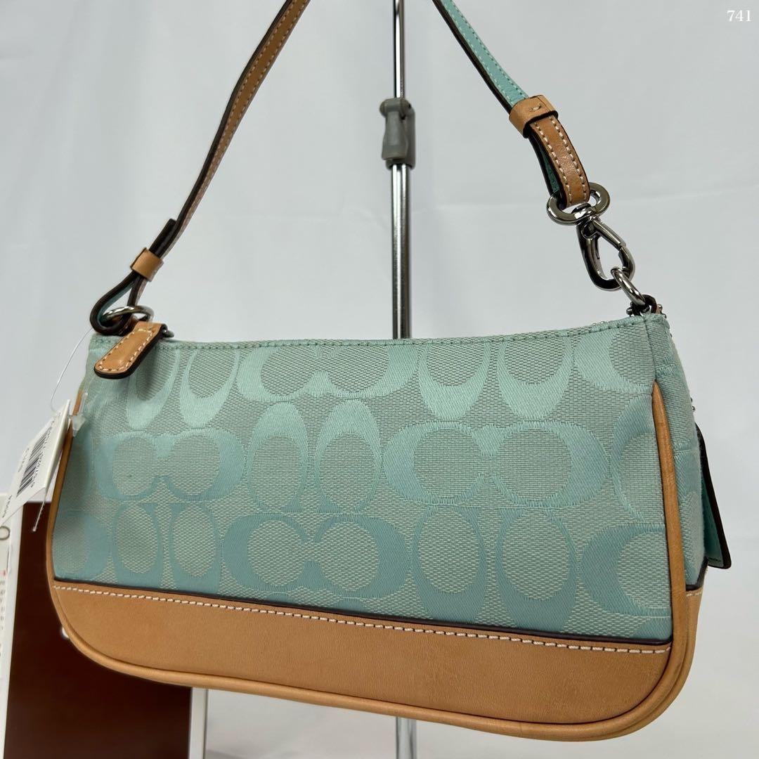 【極美品/カード付】コーチ 6094 ソーホー ワンハンドバッグ 手提げ 水色