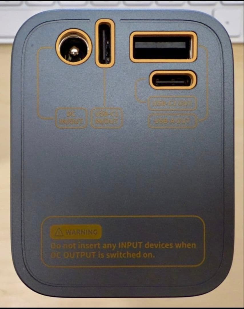 スマホアクセサリー SHARGE STORM2 Power Bank (25600mAh)