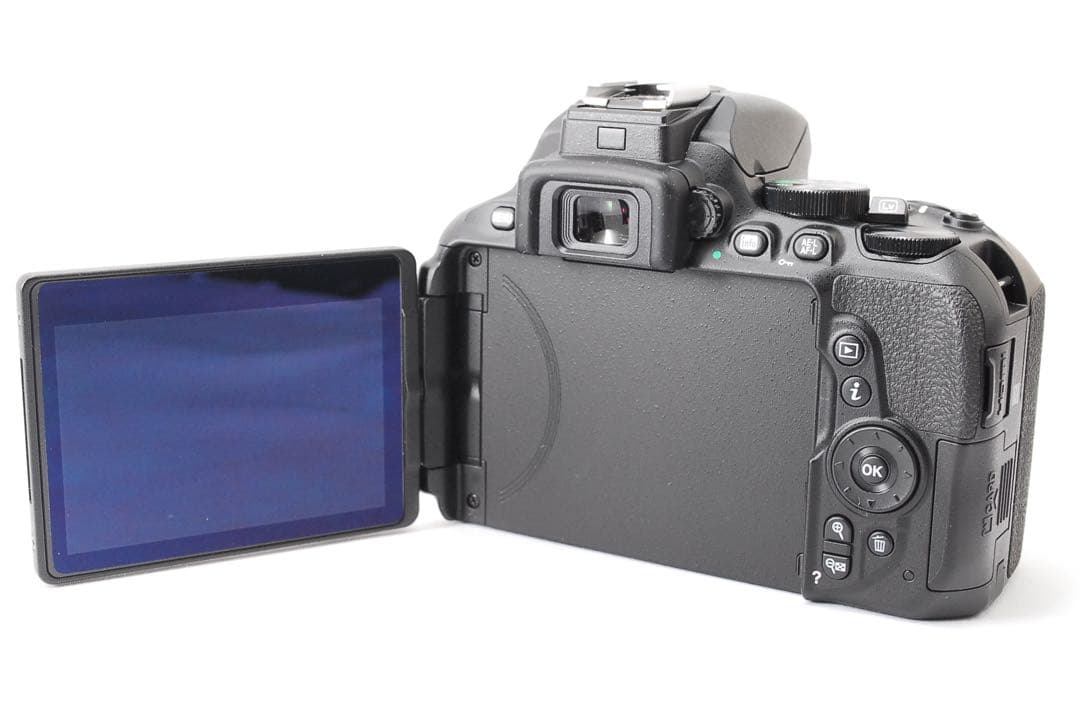 美品❤️Nikon D5600 ダブルレンズ❤️Wi-Fi搭載　スマホ転送　高画質