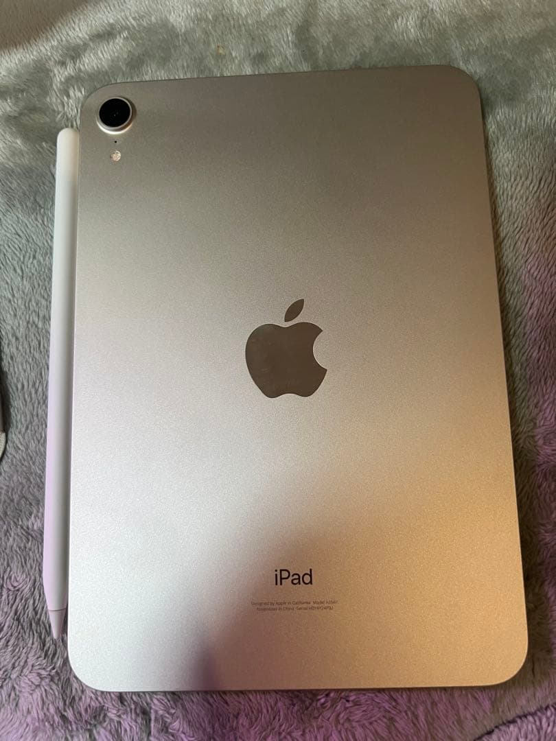 iPad mini 6本体 + Apple Pencil + キーボード