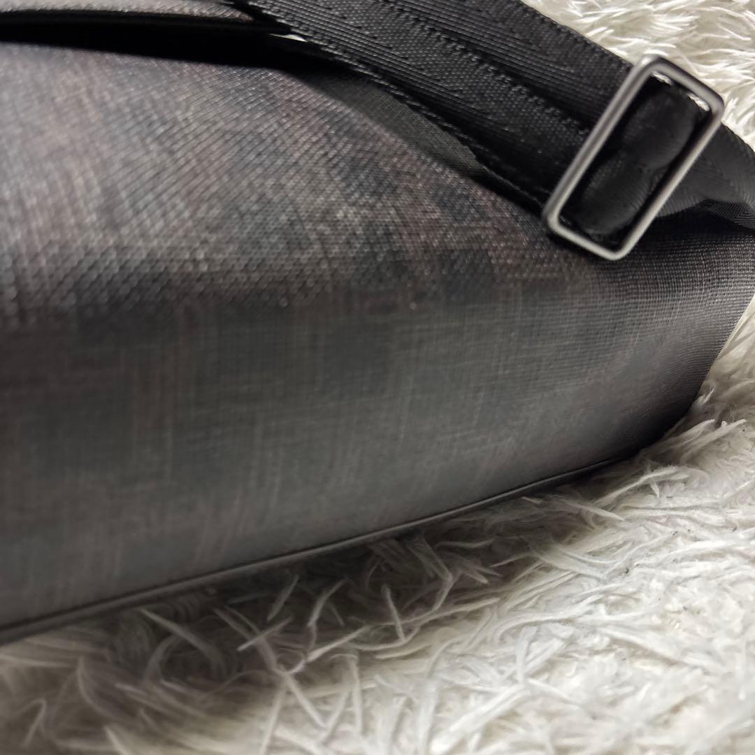 ◎極美品 dunhill ダンヒル ディーエイト メッセンジャーバッグ PVC