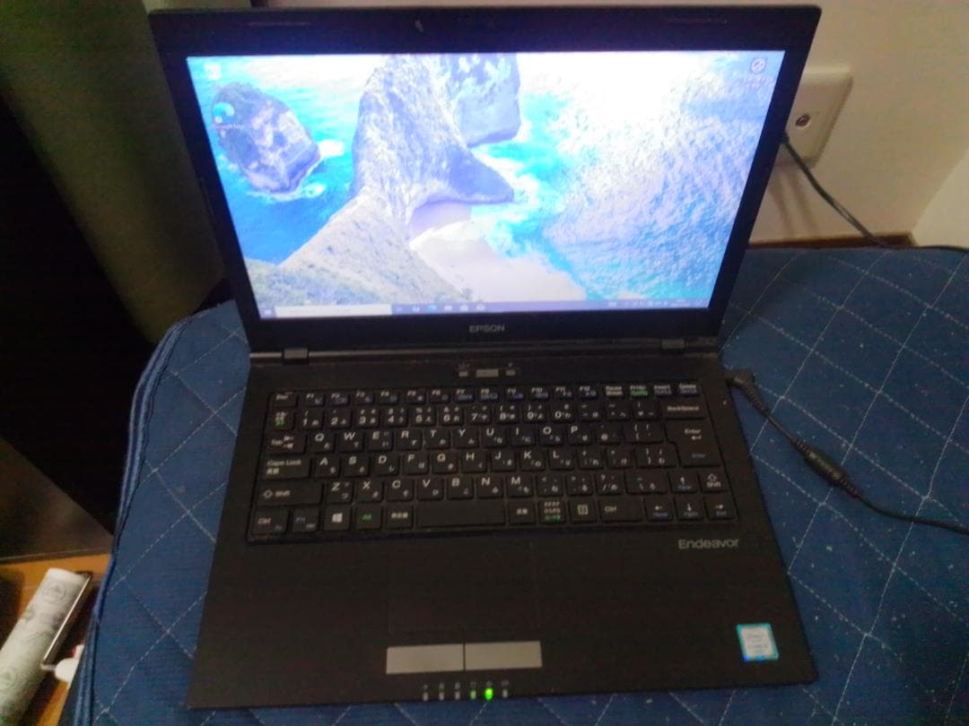 Windowsノート本体 EPSON i5 6200U 8GB SSD+HDD Windows10 Pro