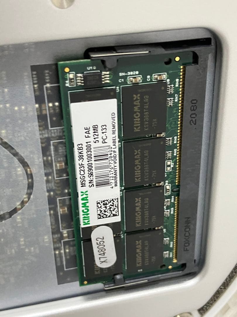 iMac G4 フラットパネル700MHz 768MB MacOS10.3