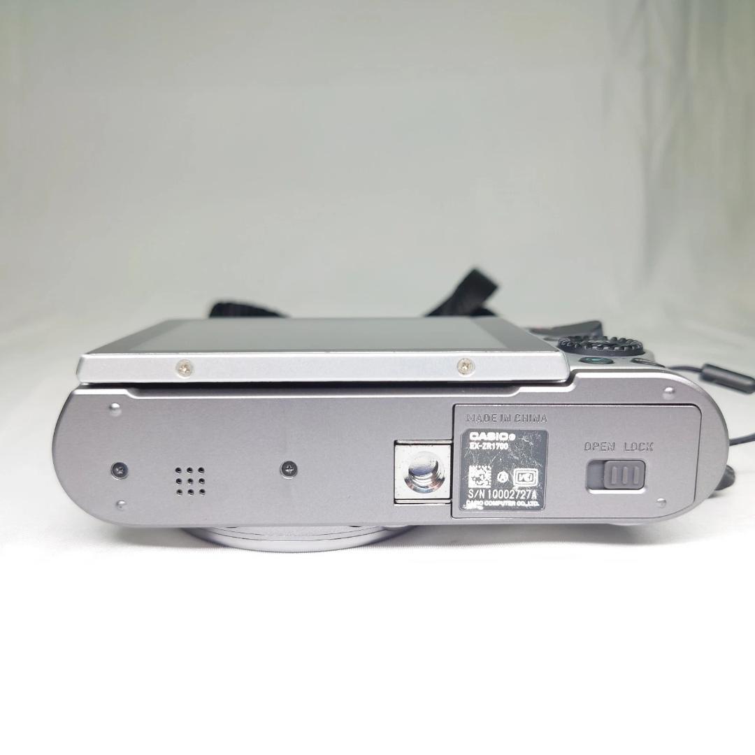 CASIO EXILIM EX-ZR1700 シルバー 箱付き
