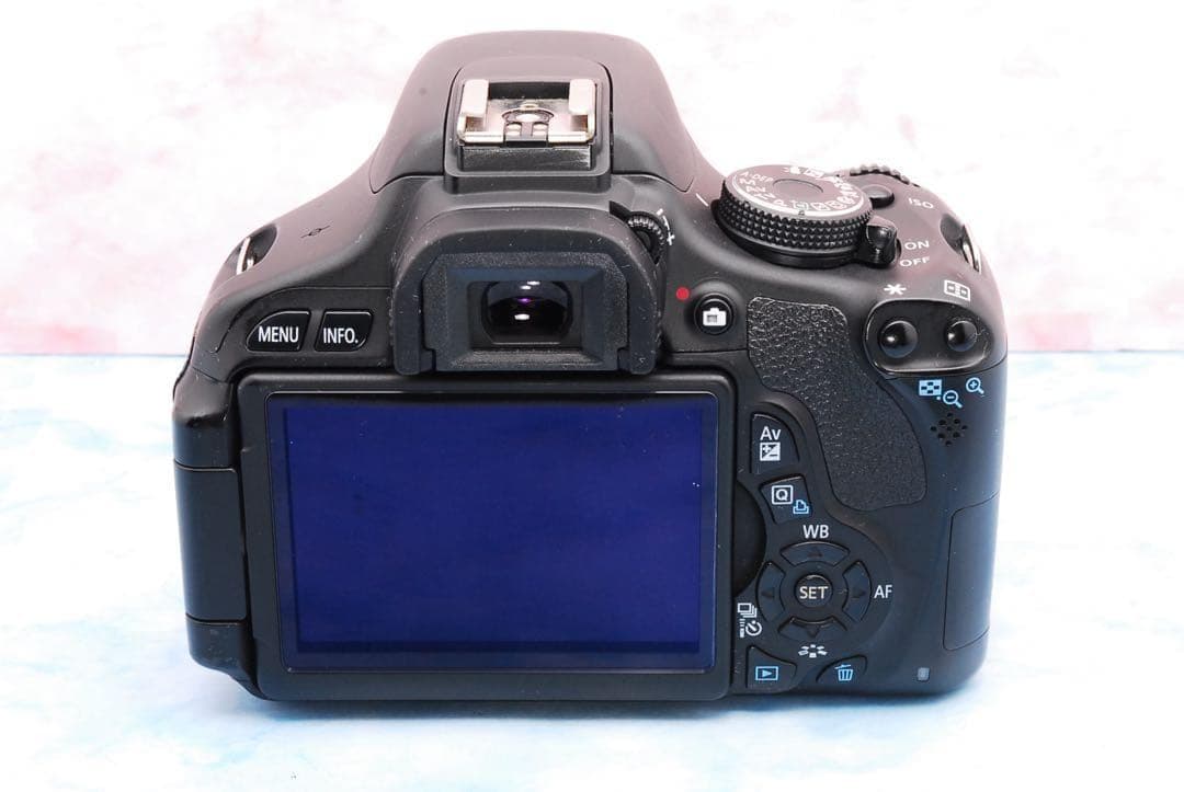 キャノン Kiss X5☆一眼レフカメラ☆初心者向け☆簡単操作☆バッグ付