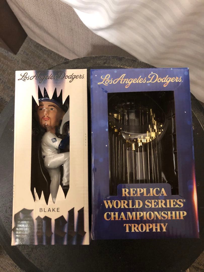 Blake Snell フィギュア & ワールドシリーズトロフィー