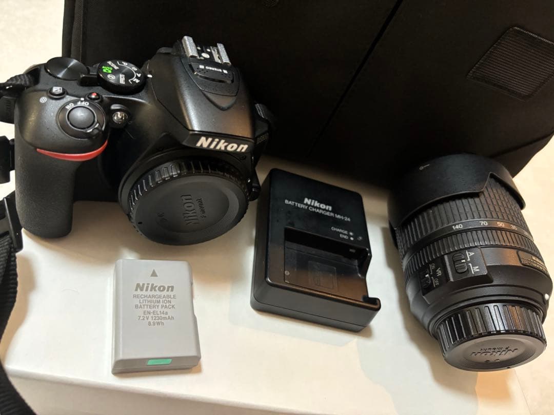 Nikon D5600 デジタル一眼レフ カメラ セット