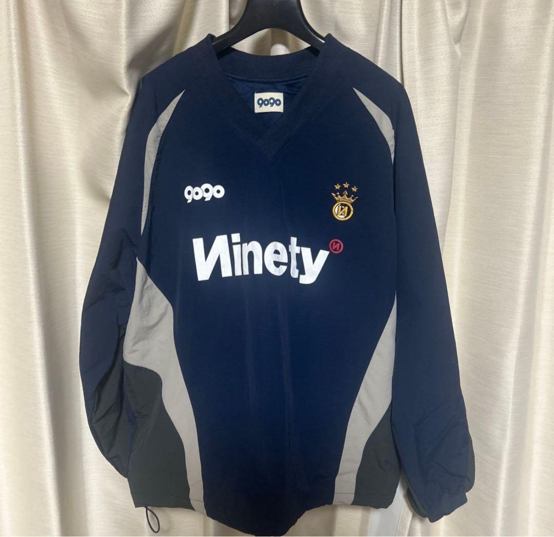 9090 ナイロンプルオーバー　ネイビー Lサイズ