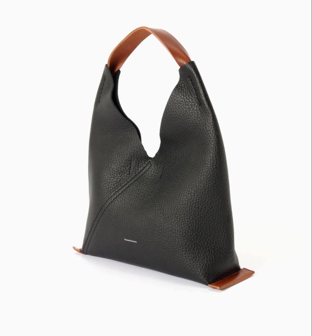 Hender Scheme(エンダースキーマ) triangle bag