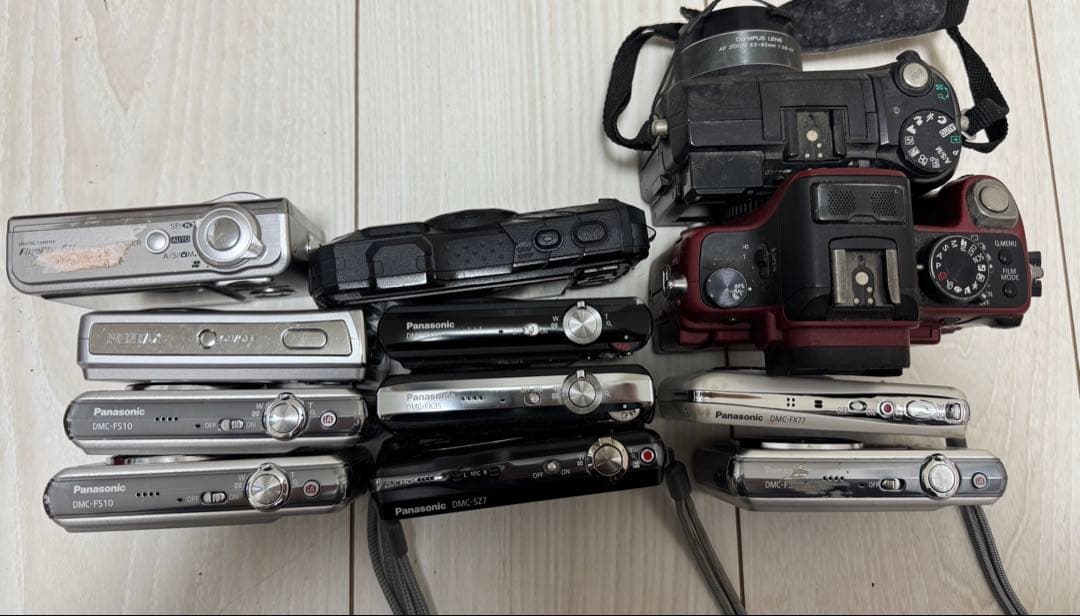 デジタルカメラ　12点セット(未確認) (ジャンク品)