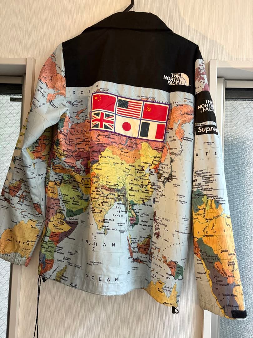 ジャケット・アウター Supreme The North Face EXPEDITION M MAP