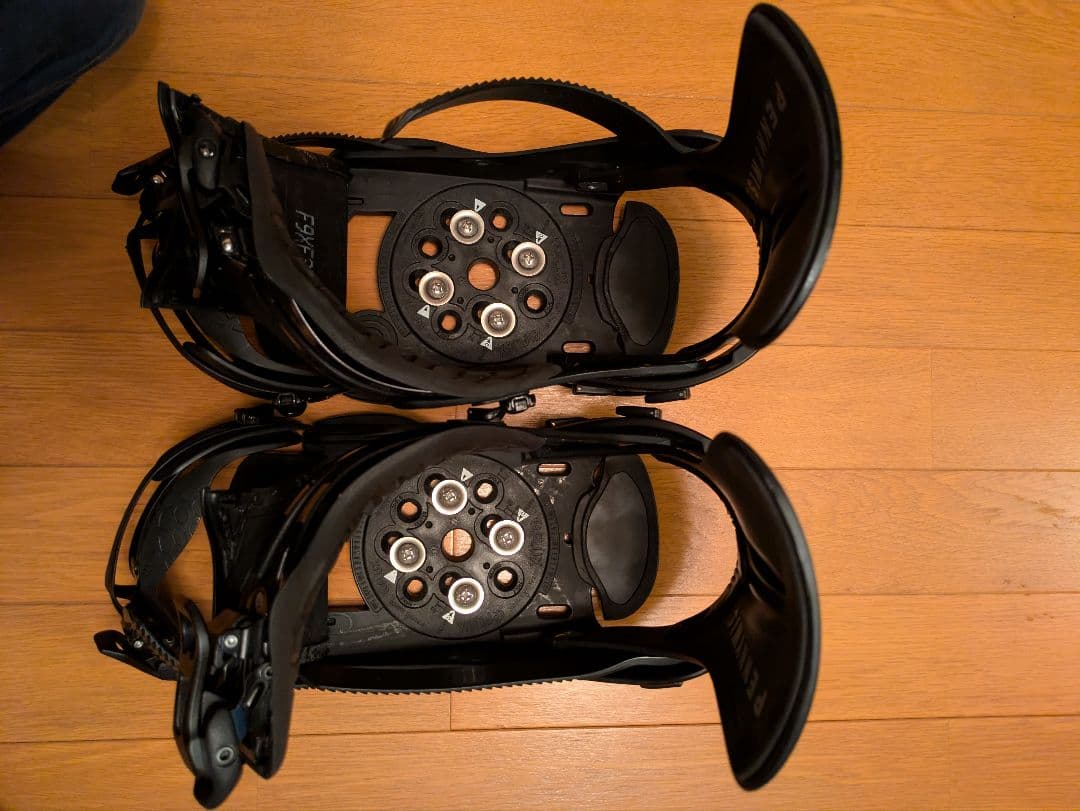 Flux ビンディング Sサイズ Pennywiseモデル