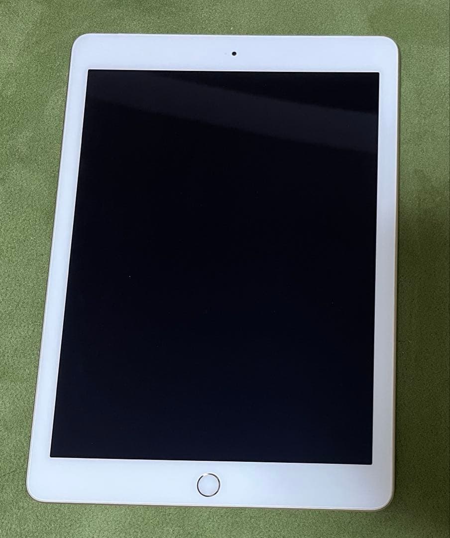 iPad 32GB ゴールド 第5世代