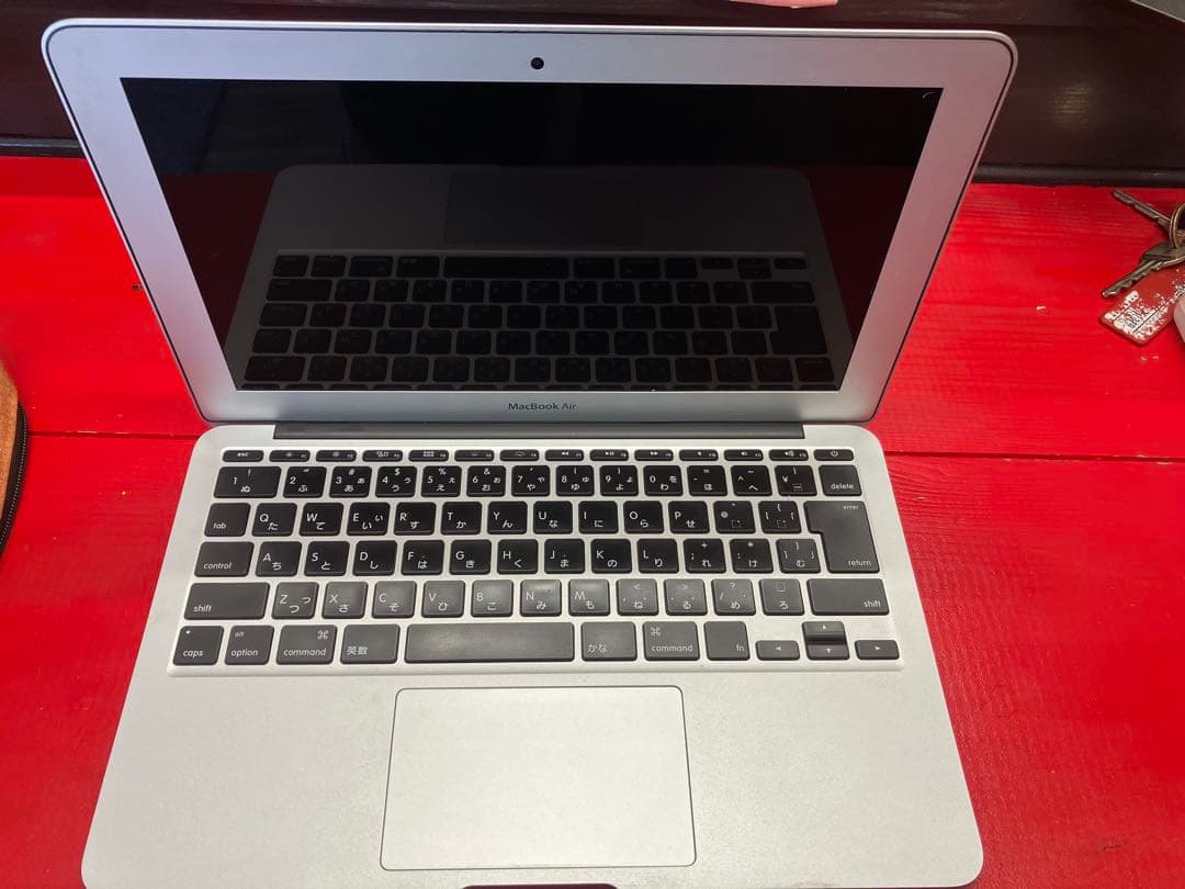 MacBook Air 11インチ　A1465 Corei7 8gb