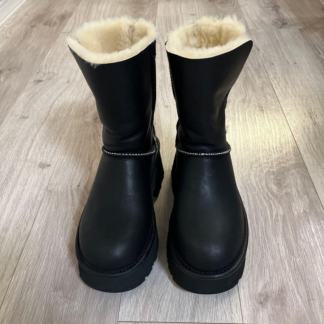 靴 UGG W ESMEE LEATHER BOOT
