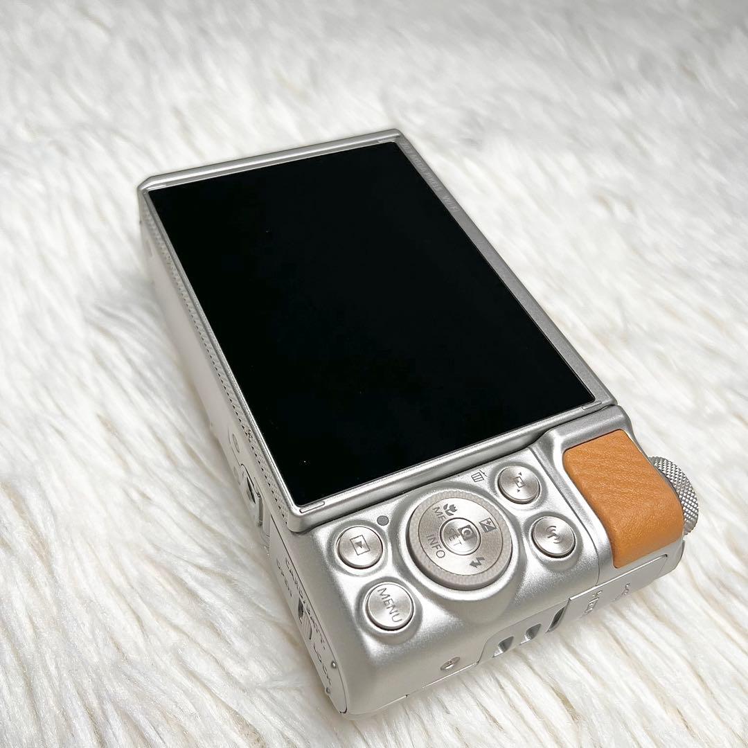 【極美品】Canon PowerShot SX740 HS シルバー