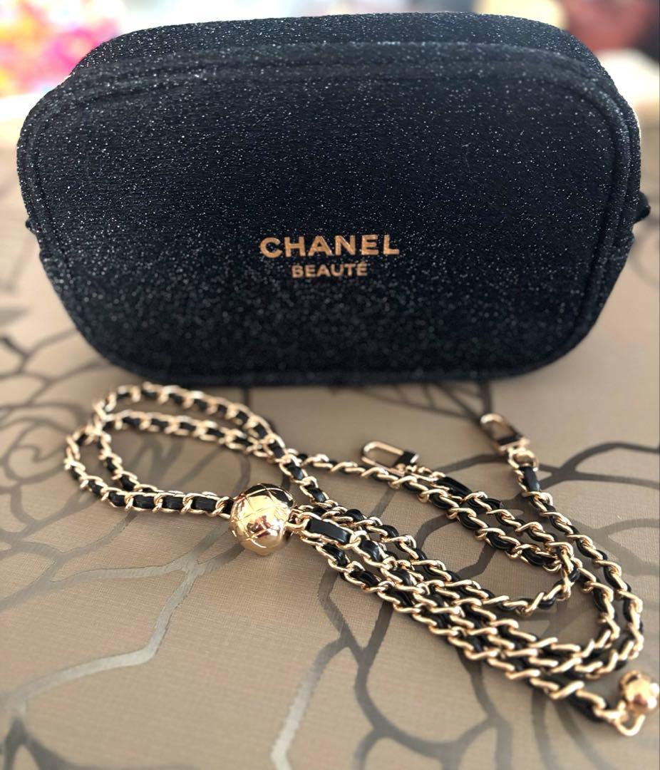 は*ー様 CHANEL BEAUTE ブラックポーチ