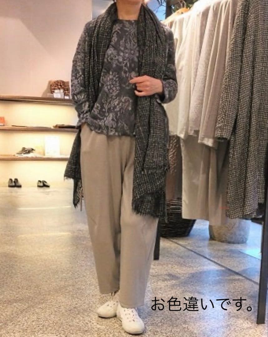 ヨーガンレール　2024ざくろのプルオーバー