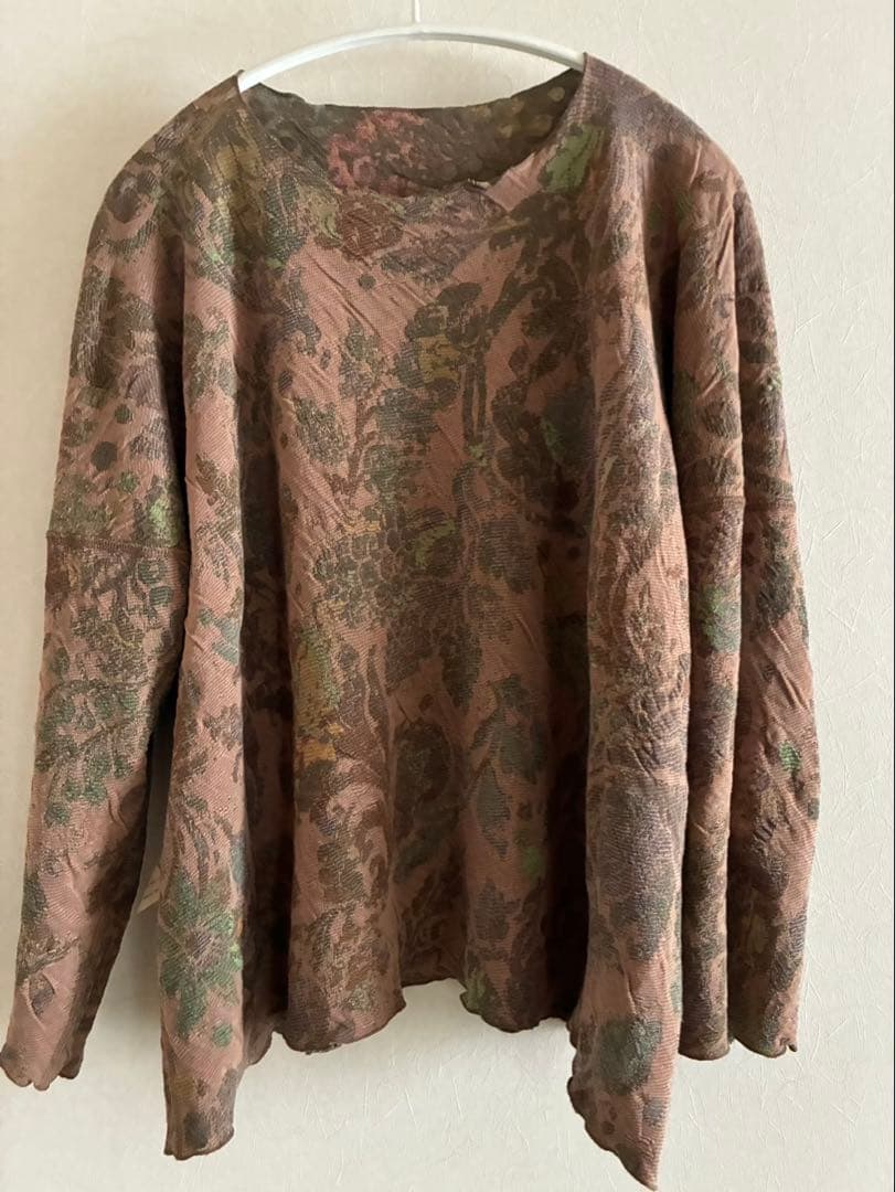 ヨーガンレール　2024ざくろのプルオーバー