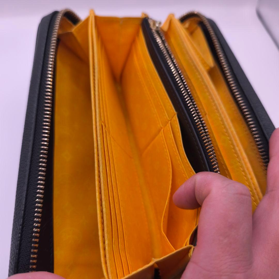 Castelb bajac ロゴ入り黒長財布 ゴールドファスナー