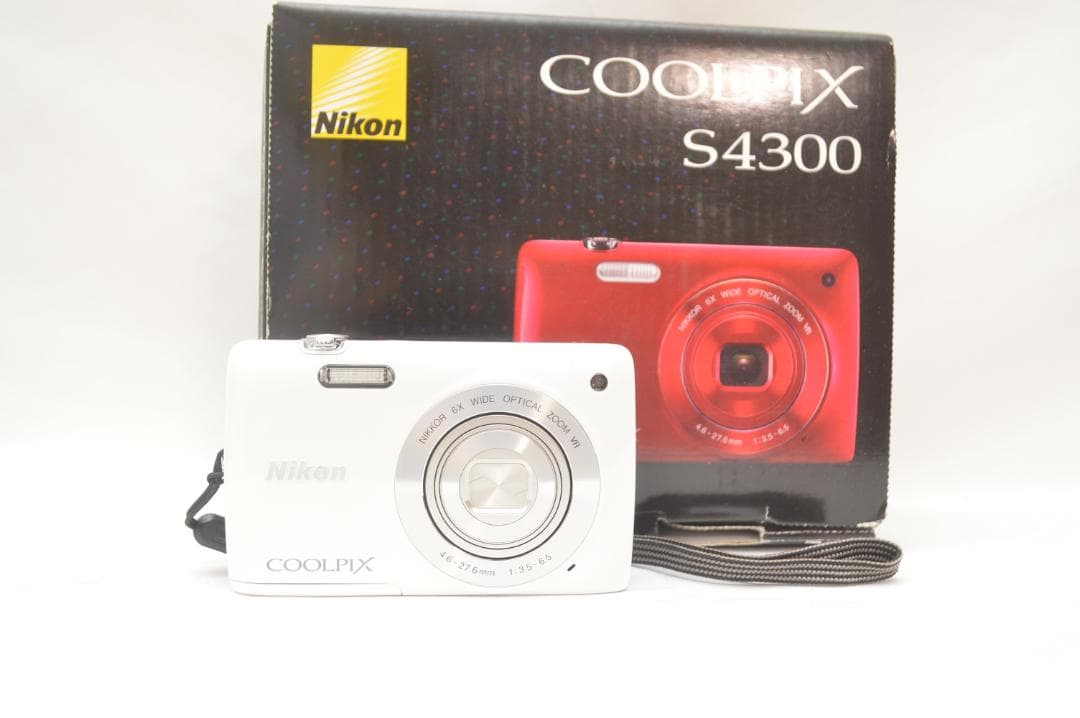 ✨未使用美品✨ Nikon Coolpix S4300 ホワイト 元箱付