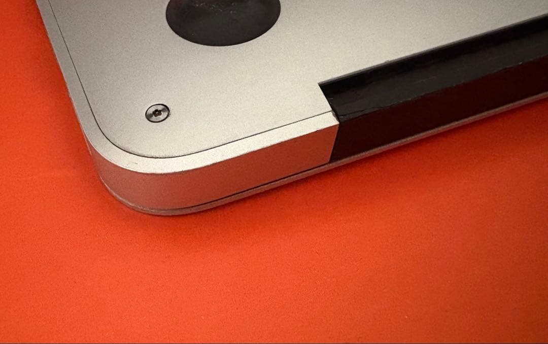 中古品 Apple MacBook air A1465本体