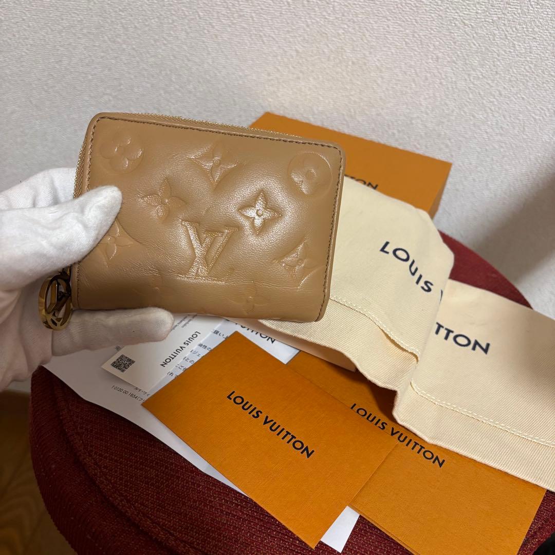 Louis Vuitton ベージュ 二つ折り財布