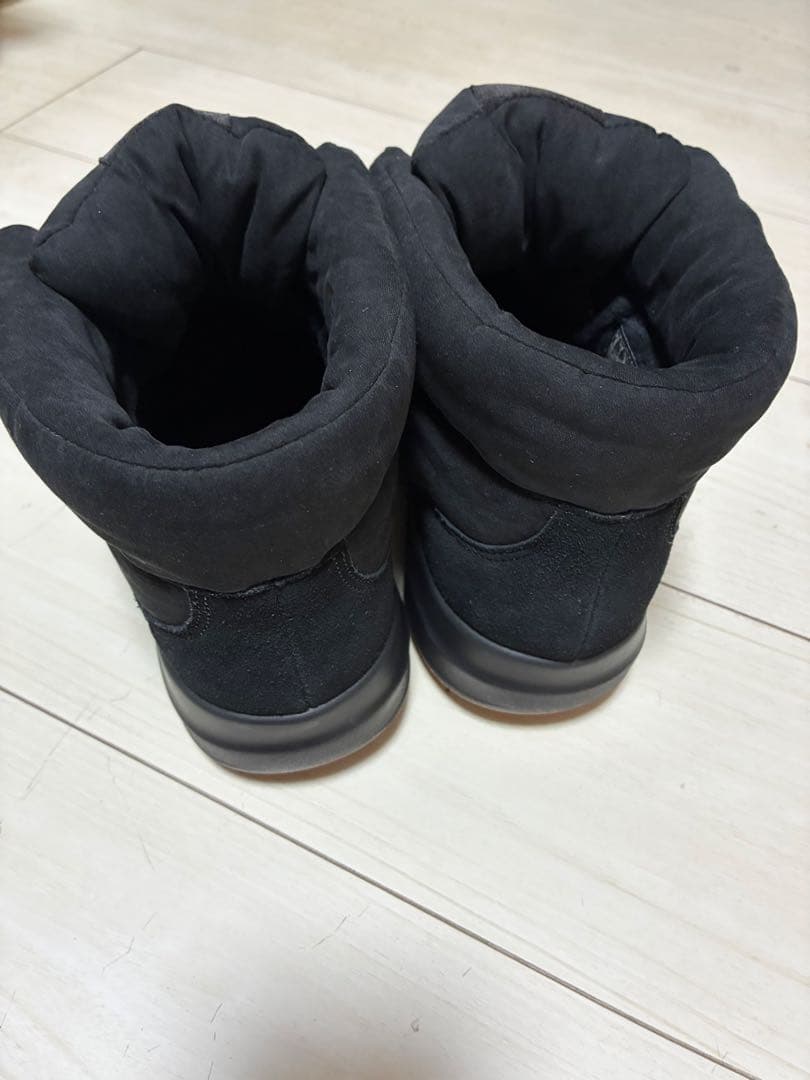 Skechers女性用ブーツ　Glacial Ultra Slip-ins