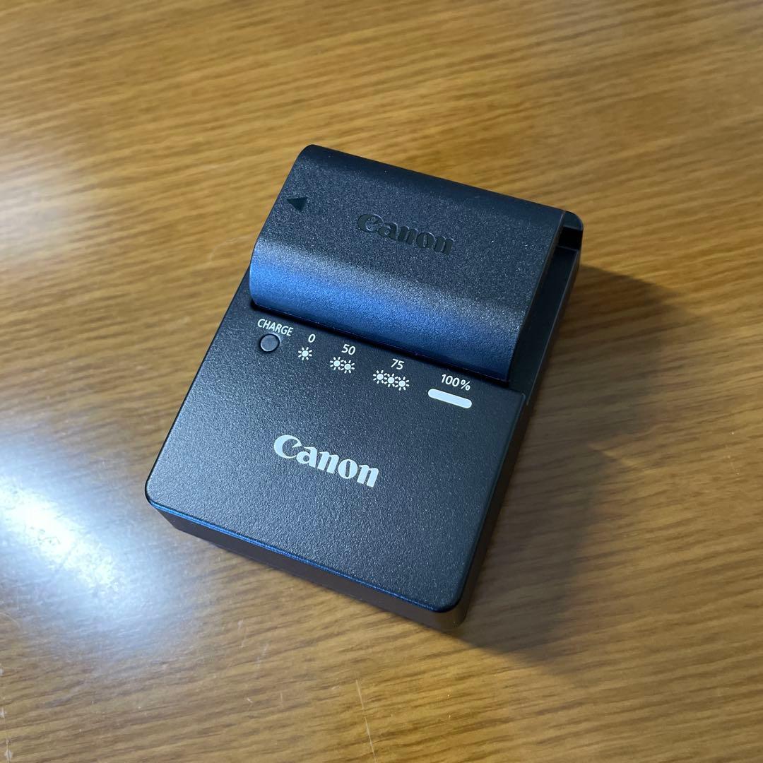 Canon EOS 6D Mark II レンズキット