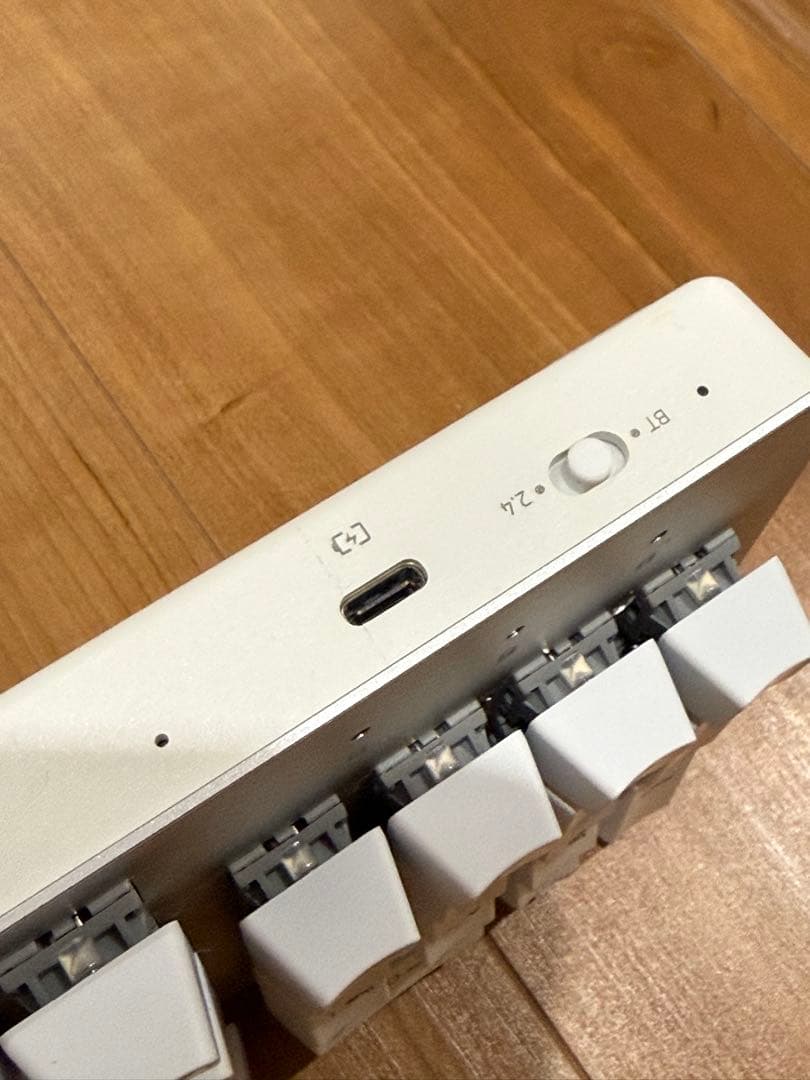 Razer Pro Type Bluetooth/2.4無線 キーボード US軸