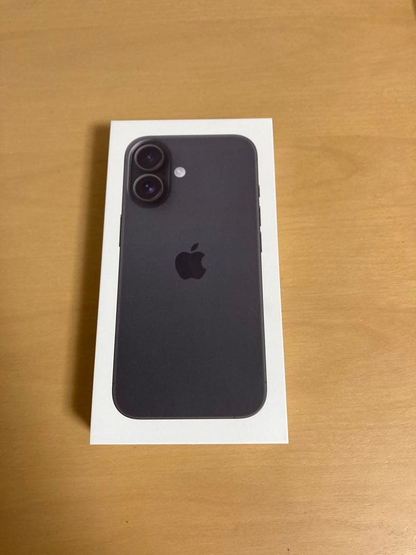 【美品】iPhone16 128GB SIMフリー