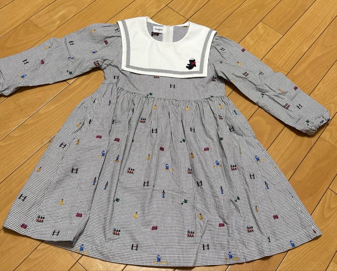 familiar 長袖　チェック刺繍　セーラ風襟　ワンピース　110センチ
