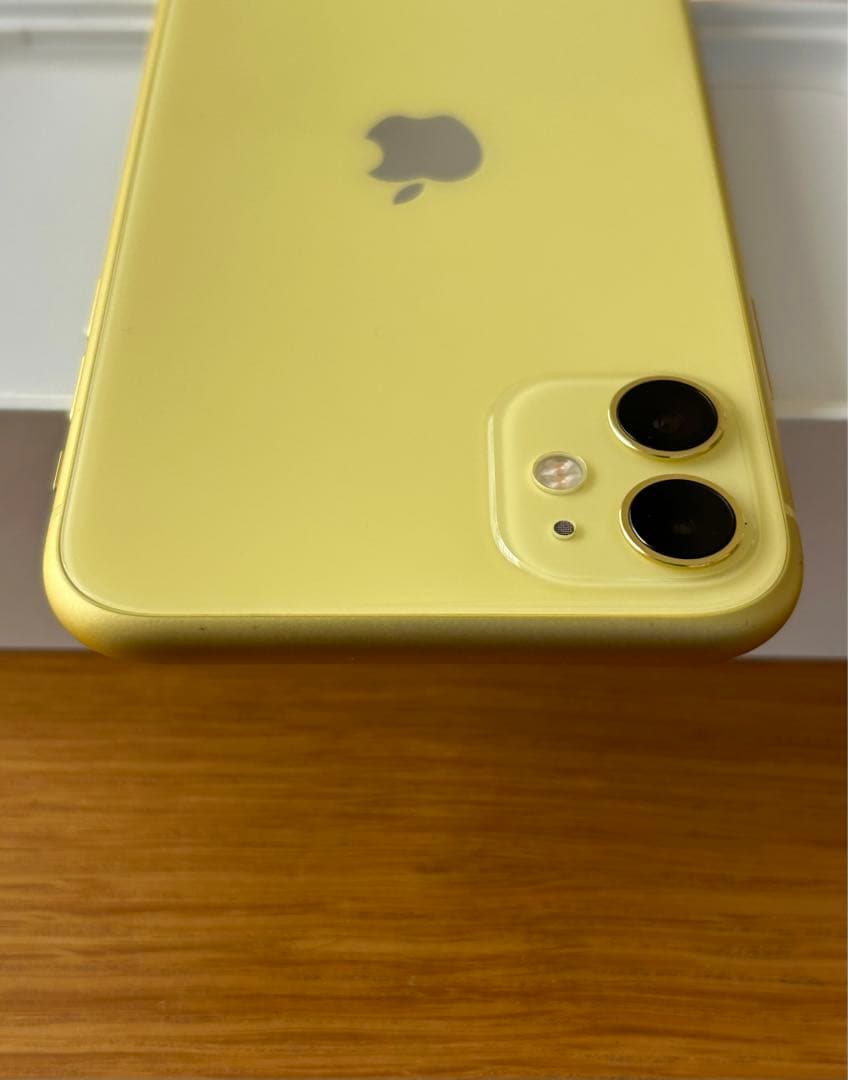 iPhone 11 バッテリー 88% 64GB イエロー