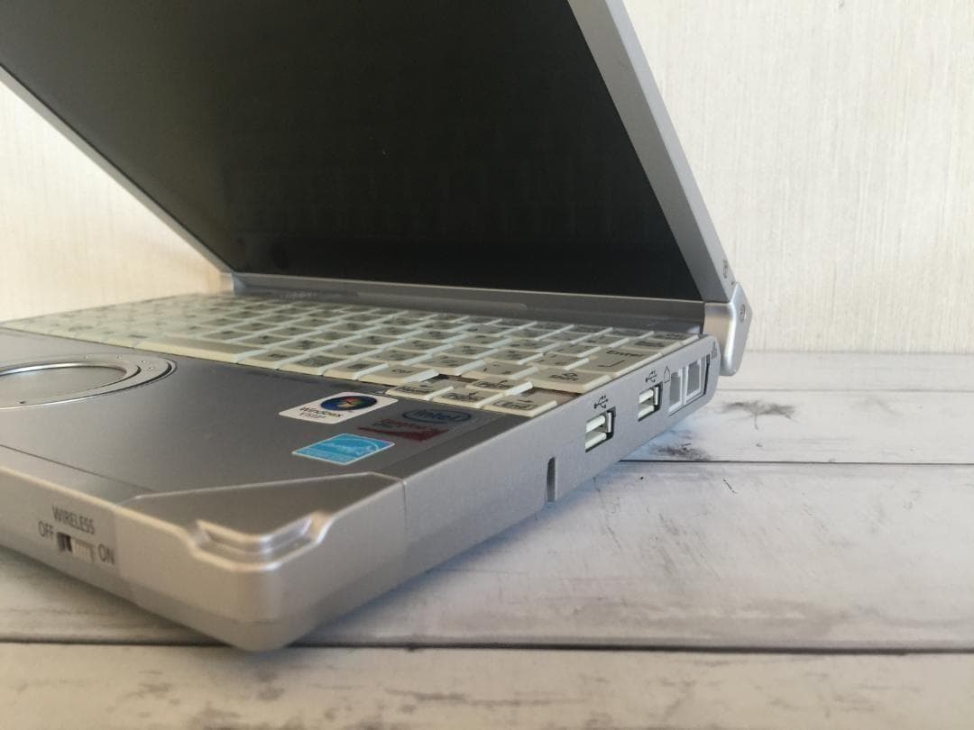 Panasonic CF-R8FW1AJR 10.4型 コンパクトノートパソコン