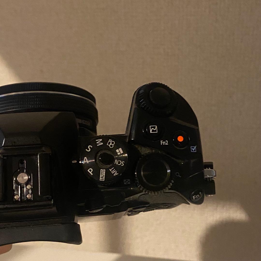 OLYMPUS OM-D E-M1 初代 【ボディ動作品】 ※レンズ要確認