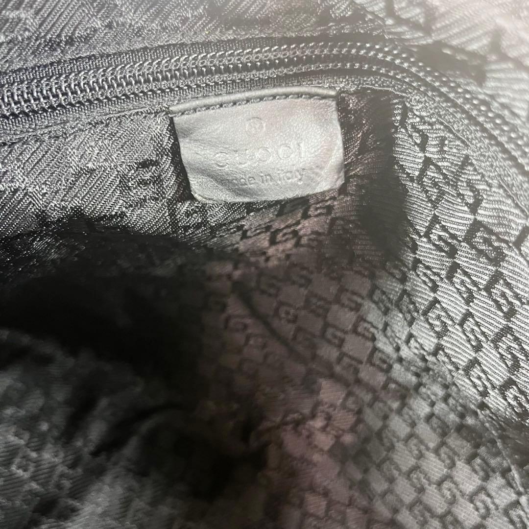 GUCCI グッチ ショルダーバッグ 斜め掛け