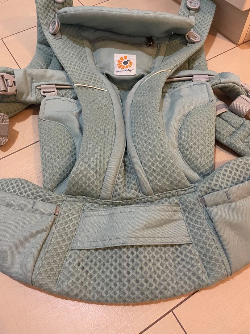 エルゴベビー オムニブリーズ セージグリーン