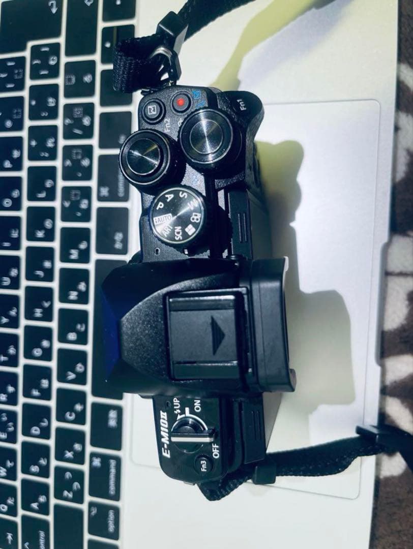 OLYMPUS OM-D E-M10 Mark II レンズセット