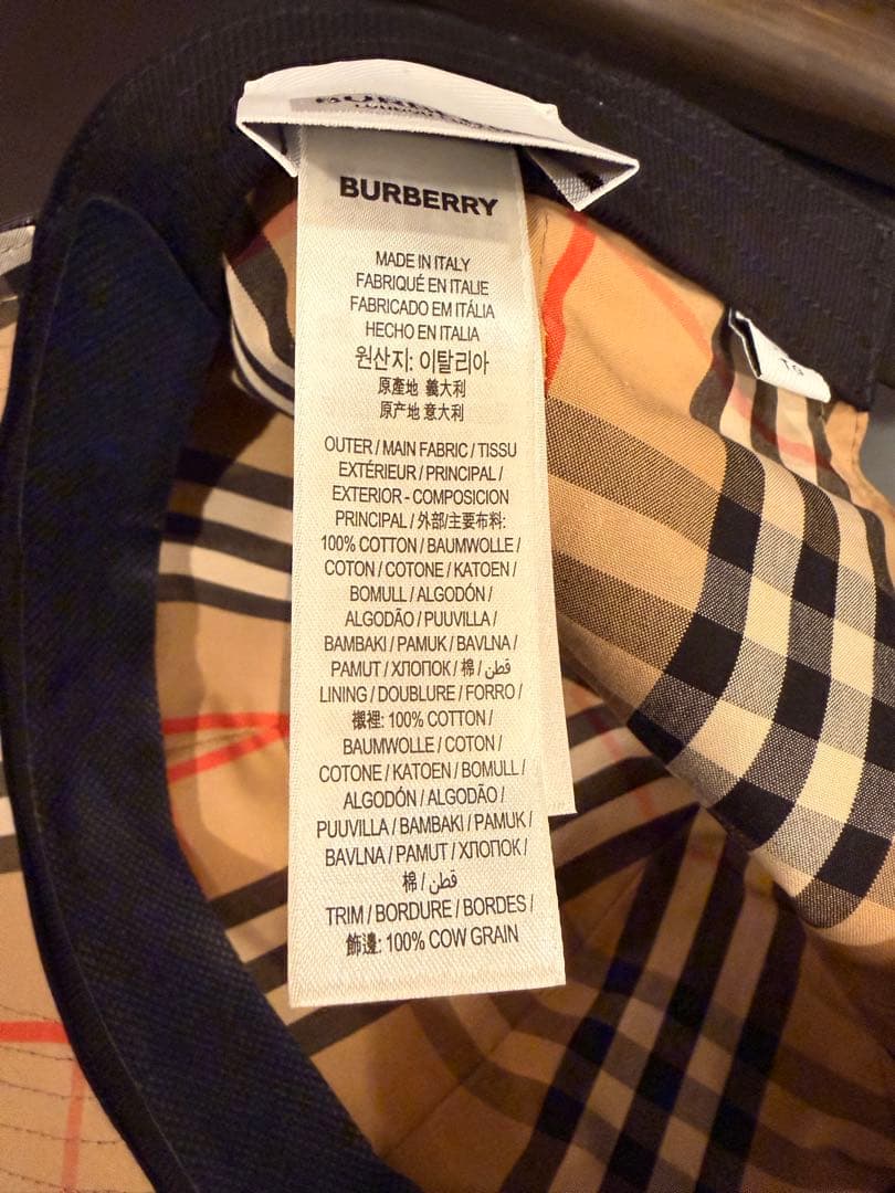 Burberryキャップタグ付正規品ブラック/ノバチェックsize XL