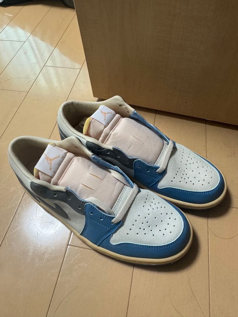 靴 AIR JORDAN 1 LOW SE TOKYO 96