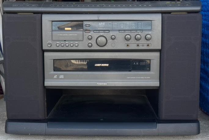 東芝 レーザーディスクカラオケ SJ-LK910CSB SJ-LK910GLD