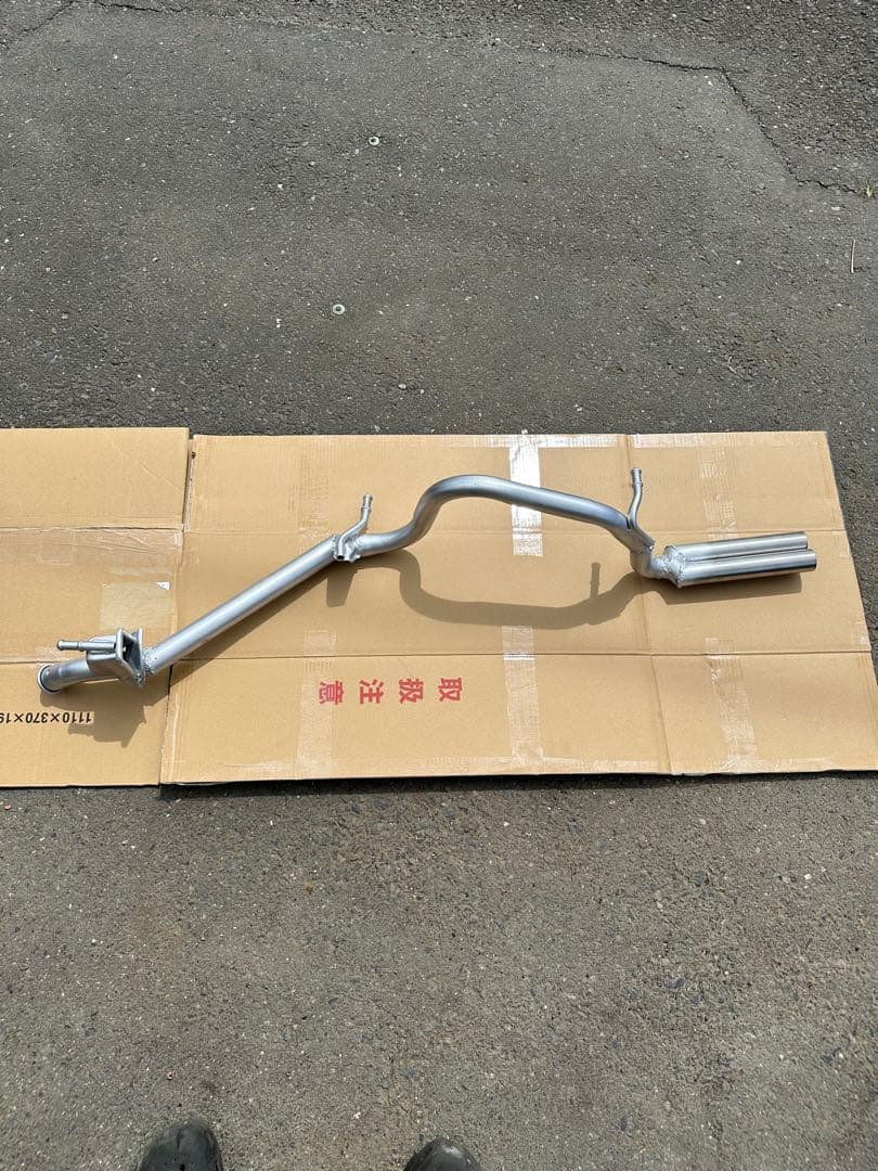 ワゴンRMH23Sリアピースワンオフフルストレートデュアル 2本出しマフラー