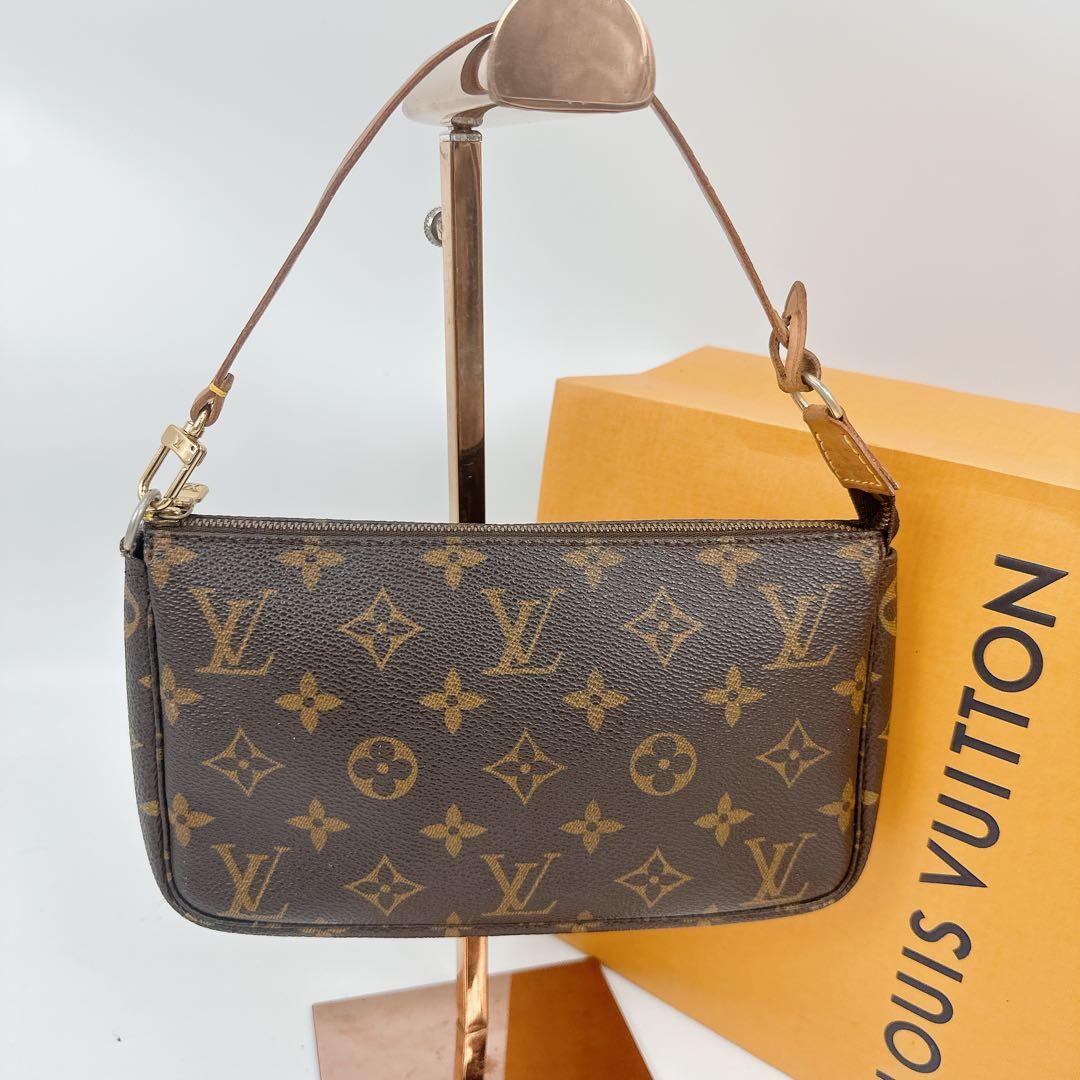 ルイヴィトン　モノグラム　ポシェットアクセソワール　AR1928