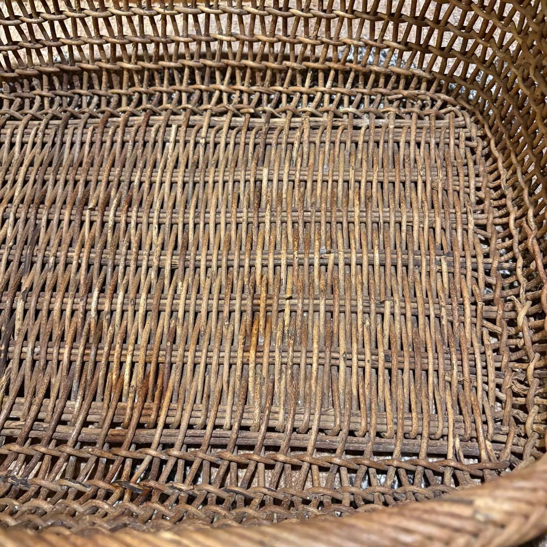 《あけび蔓編み平籠》秋田県産