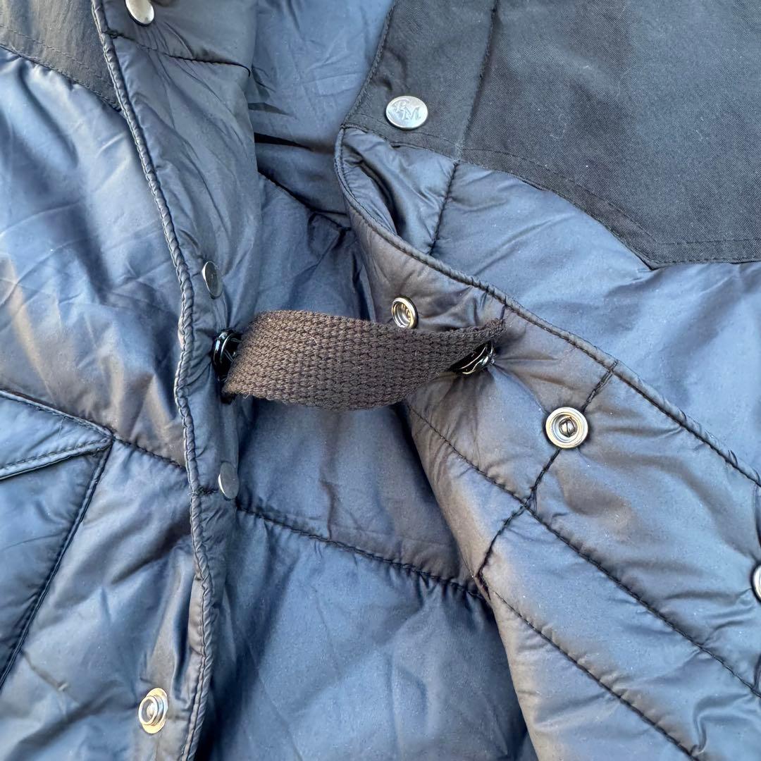 ytsu0424　80sパウダーホーンマウンテニアリングダウンベストクロM